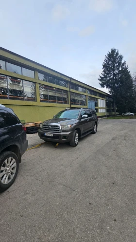 Toyota Sequoia - Car24.bg Toyota Sequoia