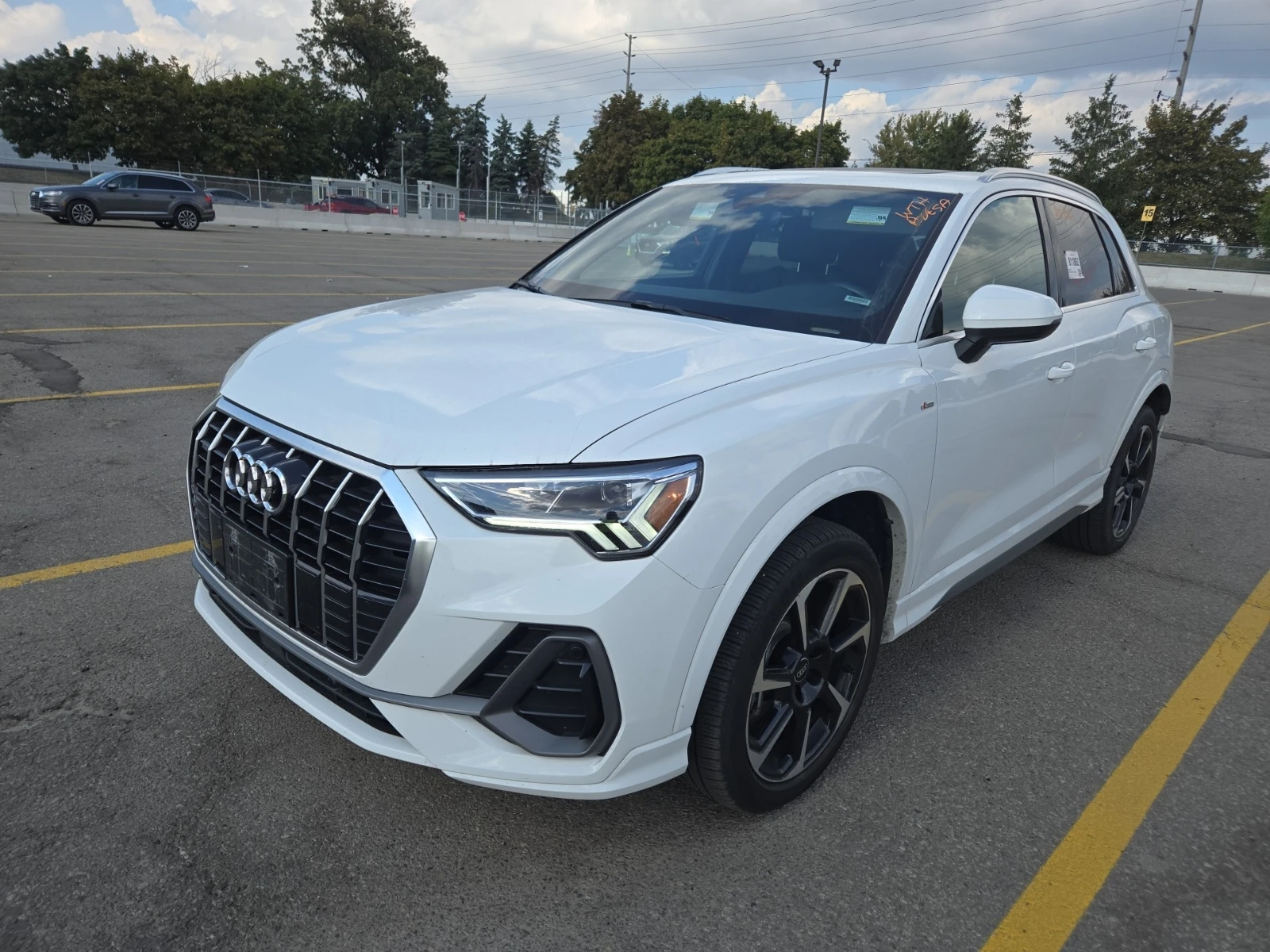 Audi Q3 * CARFAX * БЕЗ ПЪРВОНАЧАЛНА ВНОСКА - изображение 2 | Auto.bg Audi Q3 * CARFAX * БЕЗ ПЪРВОНАЧАЛНА ВНОСКА - изображение 2