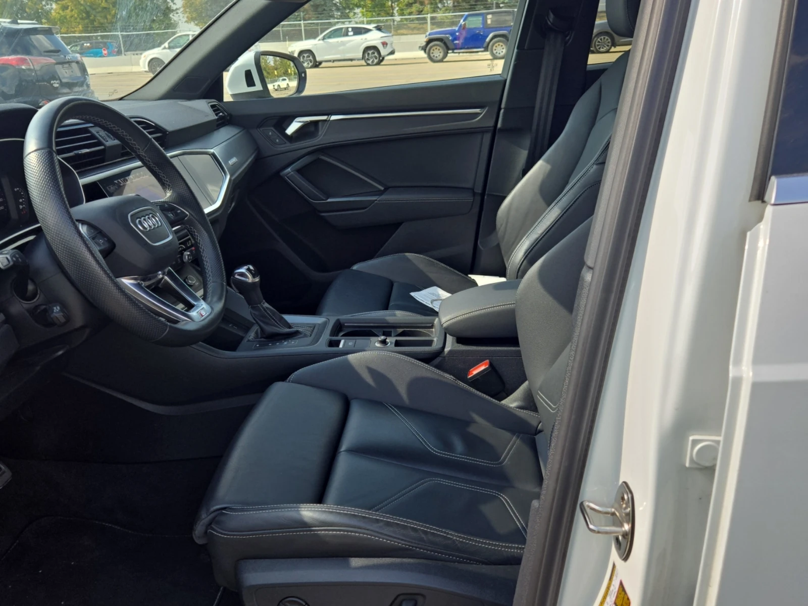 Audi Q3 * CARFAX * БЕЗ ПЪРВОНАЧАЛНА ВНОСКА - изображение 6 | Auto.bg Audi Q3 * CARFAX * БЕЗ ПЪРВОНАЧАЛНА ВНОСКА - изображение 6