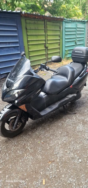 Honda Forza 250