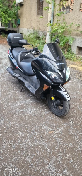 Honda Forza 250 | Auto.bg — изображение 3 Honda Forza 250 | Auto.bg — изображение 3