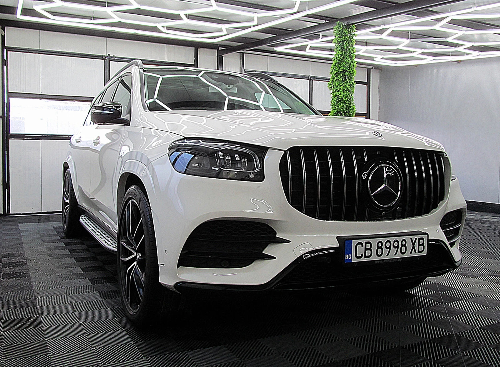 Mercedes-Benz GLS 400 AMG/PANORAMA/7-MESTA/СОБСТВЕН ЛИЗИНГ - изображение 3 | Auto.bg Mercedes-Benz GLS 400 AMG/PANORAMA/7-MESTA/СОБСТВЕН ЛИЗИНГ - изображение 3