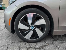 BMW i3 * 4dr HB * KEYLESS* ПОДГРЕВ* PANO* - 9000 € / 17602.47 лв. - 83767459 7 | Car24.bg BMW i3 * 4dr HB * KEYLESS* ПОДГРЕВ* PANO* - 9000 € / 17602.47 лв. - 83767459 7