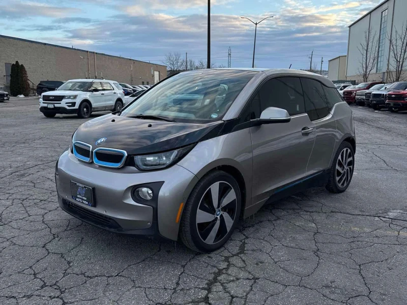 BMW i3 * 4dr HB * KEYLESS* ПОДГРЕВ* PANO* - 9000 € / 17602.47 лв. - 83767459 1 | Car24.bg BMW i3 * 4dr HB * KEYLESS* ПОДГРЕВ* PANO* - 9000 € / 17602.47 лв. - 83767459 1