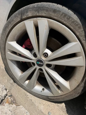 Skoda Octavia 2.0tdi dsg VRS | Auto.bg — изображение 15 Skoda Octavia 2.0tdi dsg VRS | Auto.bg — изображение 15