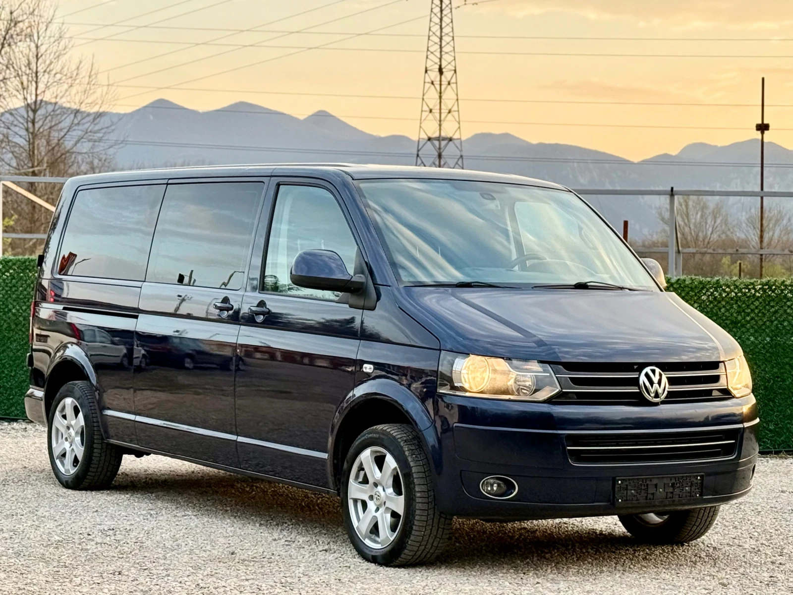 VW Transporter 2.0TDi DSG* NAVI* MAXI | Auto.bg — изображение 1 VW Transporter 2.0TDi DSG* NAVI* MAXI | Auto.bg — изображение 1