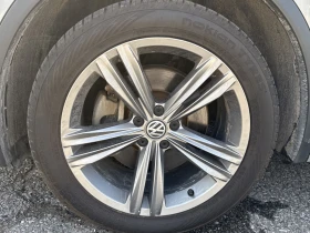 VW Tiguan * АВТО КРЕДИТ* ЦЕНА ДО БГ * СЕРВИЗНА ИСТОРИЯ *  - 37999 лв. / 19428.58 € - 31011782 15 | Car24.bg VW Tiguan * АВТО КРЕДИТ* ЦЕНА ДО БГ * СЕРВИЗНА ИСТОРИЯ *  - 37999 лв. / 19428.58 € - 31011782 15