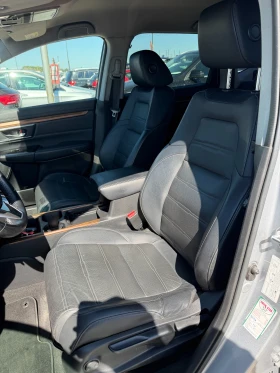 Honda Cr-v 1.5GAZ 4WD AVTOMAT/NAVI/KOJA 6+ 1 EURO 6 | Auto.bg — изображение 12 Honda Cr-v 1.5GAZ 4WD AVTOMAT/NAVI/KOJA 6+ 1 EURO 6 | Auto.bg — изображение 12