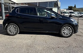 Peugeot 208 ALLURE - 8300 € / 16233.39 лв. - 15890617 4 | Car24.bg Peugeot 208 ALLURE - 8300 € / 16233.39 лв. - 15890617 4