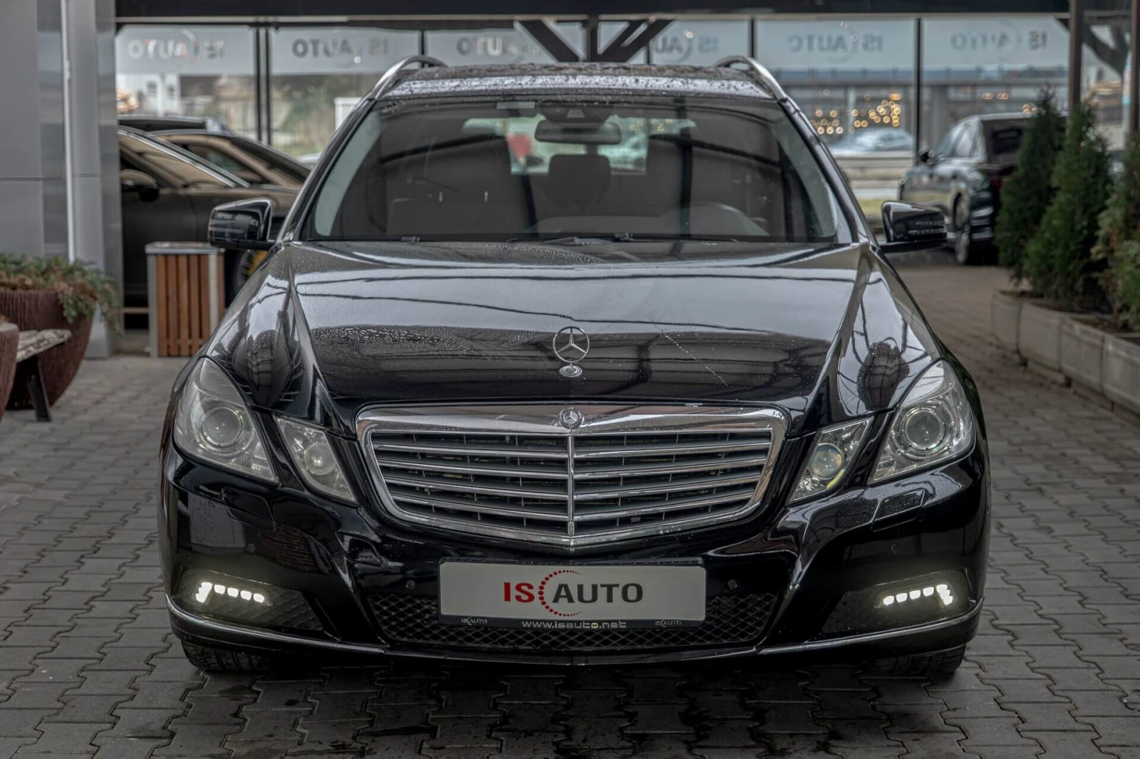 Mercedes-Benz E 350 Elegance/Lane Assist/Шибедах/BiXenon/КруизКонтрол/ | Auto.bg — изображение 1 Mercedes-Benz E 350 Elegance/Lane Assist/Шибедах/BiXenon/КруизКонтрол/ | Auto.bg — изображение 1