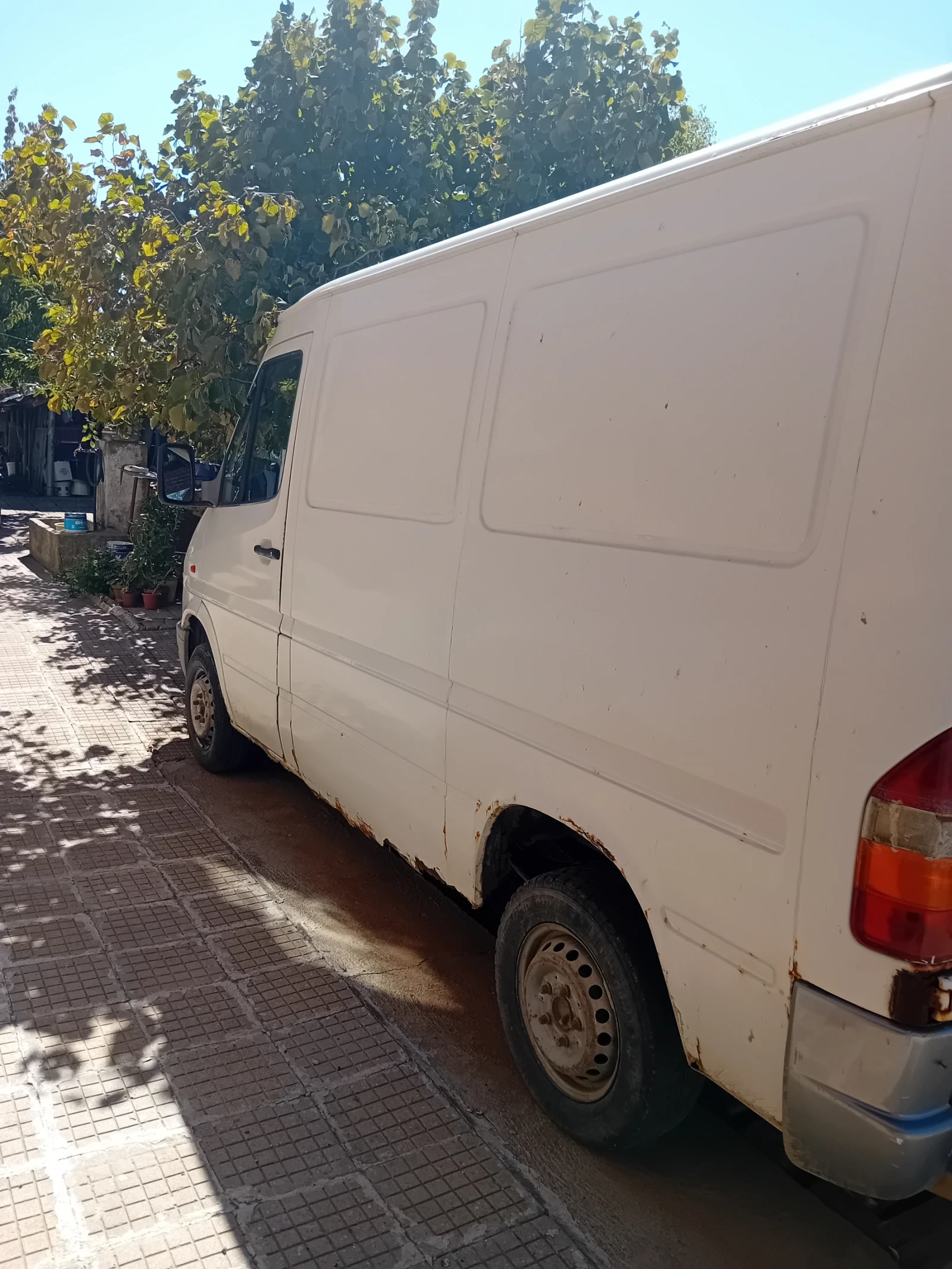 Mercedes-Benz Sprinter 208  - изображение 2 | Auto.bg Mercedes-Benz Sprinter 208  - изображение 2