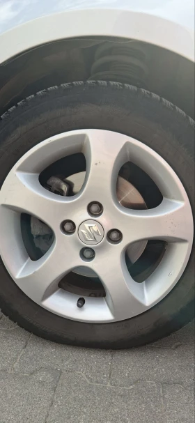 Suzuki Swift undefined | Auto.bg — изображение 11 Suzuki Swift undefined | Auto.bg — изображение 11