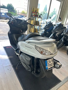 Yamaha Majesty 400i ABS 2010г. | Auto.bg — изображение 8 Yamaha Majesty 400i ABS 2010г. | Auto.bg — изображение 8