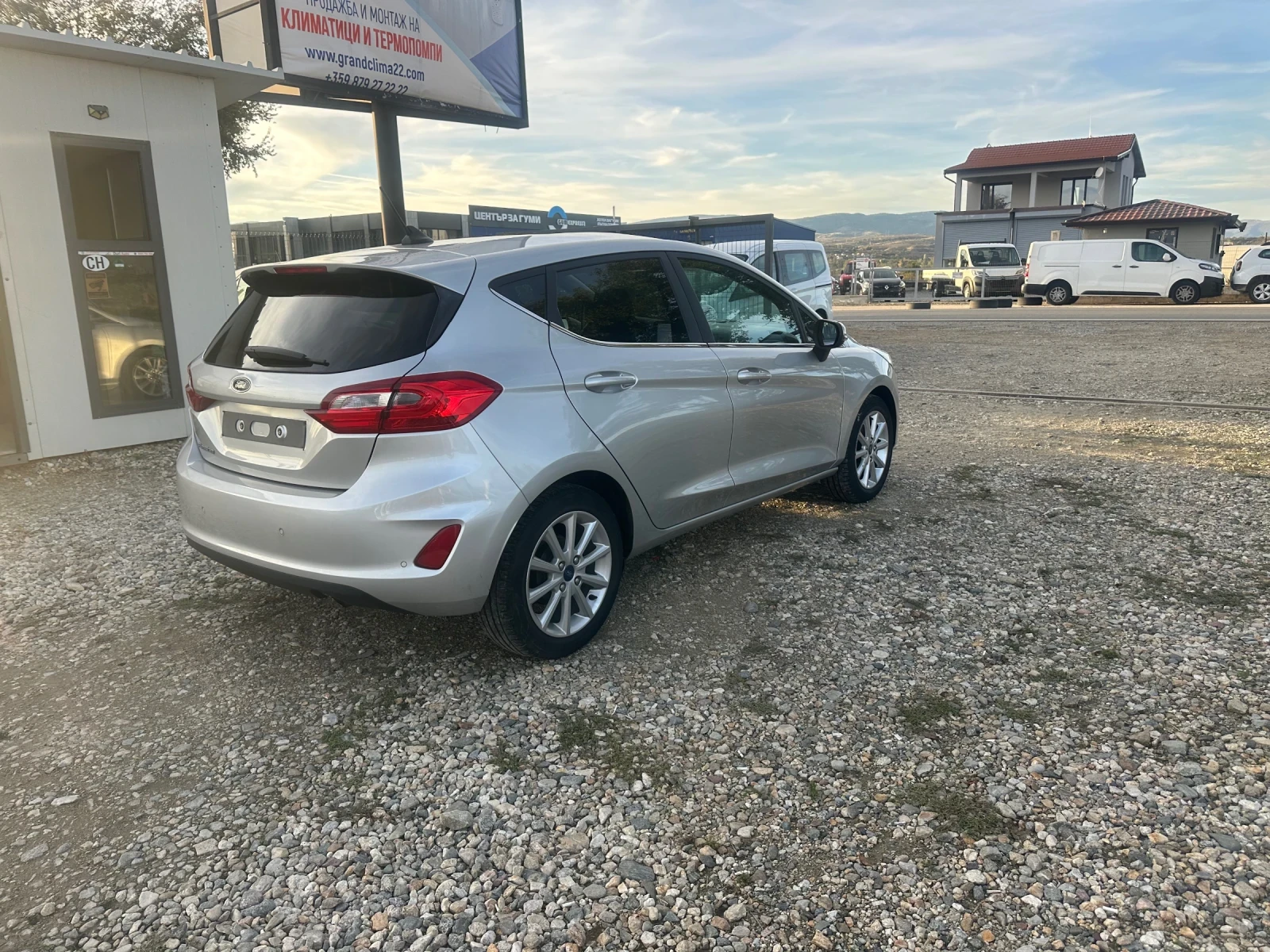 Ford Fiesta  - изображение 4 | Auto.bg Ford Fiesta  - изображение 4