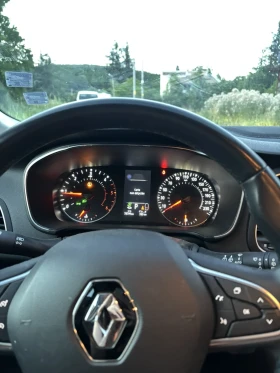 Renault Megane undefined | Auto.bg — изображение 8 Renault Megane undefined | Auto.bg — изображение 8