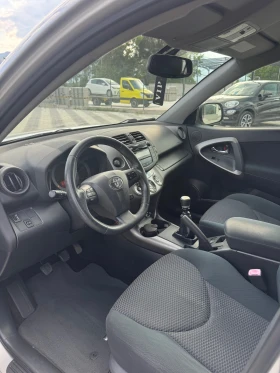 Toyota Rav4 2.2D4D 150k.c - 8500 € / 16624.56 лв. - 44621144 9 | Car24.bg Toyota Rav4 2.2D4D 150k.c - 8500 € / 16624.56 лв. - 44621144 9