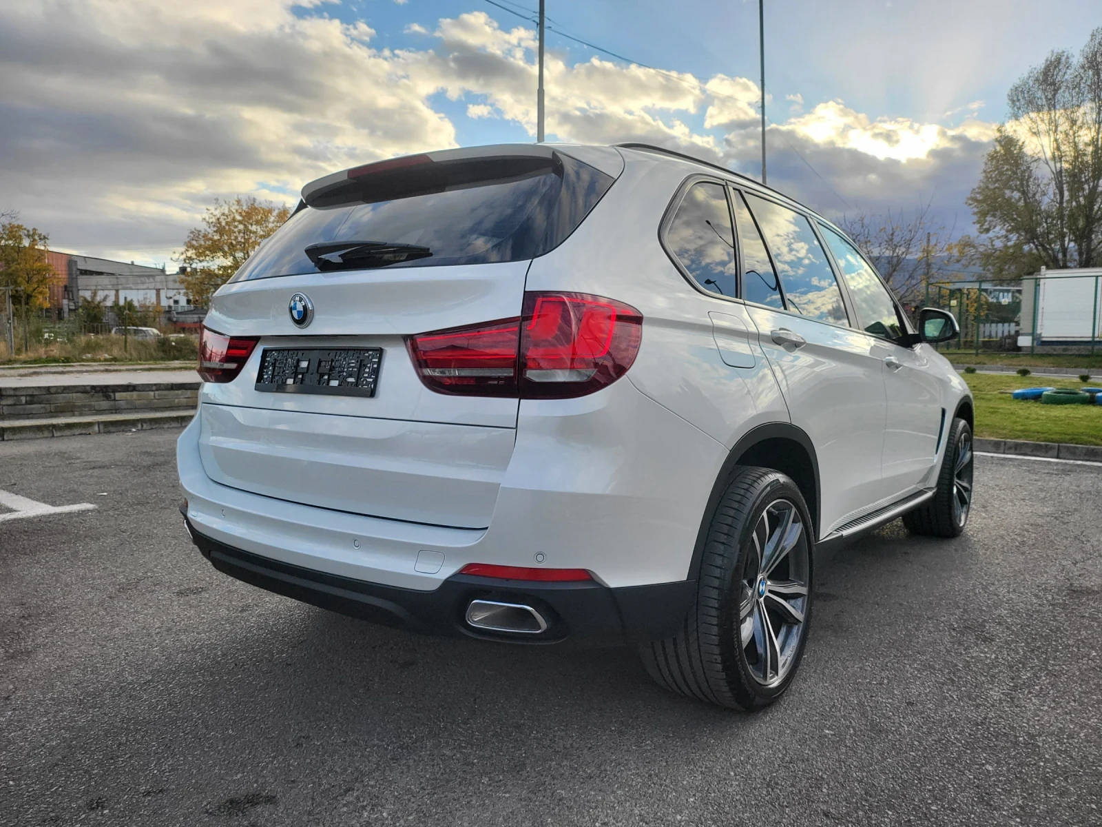 BMW X5 3.0D EXECUTIV/KEYLESS-ENTRY/ СЕРВ.ИСТОРИЯ! - изображение 4 | Auto.bg BMW X5 3.0D EXECUTIV/KEYLESS-ENTRY/ СЕРВ.ИСТОРИЯ! - изображение 4