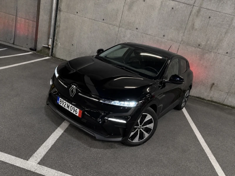 Renault Megane E-TECH EVOLUTION 60kwh ПОДГРЕВ ГАРАНЦИЯ - 22000 € - 73005243 1 | Car24.bg Renault Megane E-TECH EVOLUTION 60kwh ПОДГРЕВ ГАРАНЦИЯ - 22000 € - 73005243 1