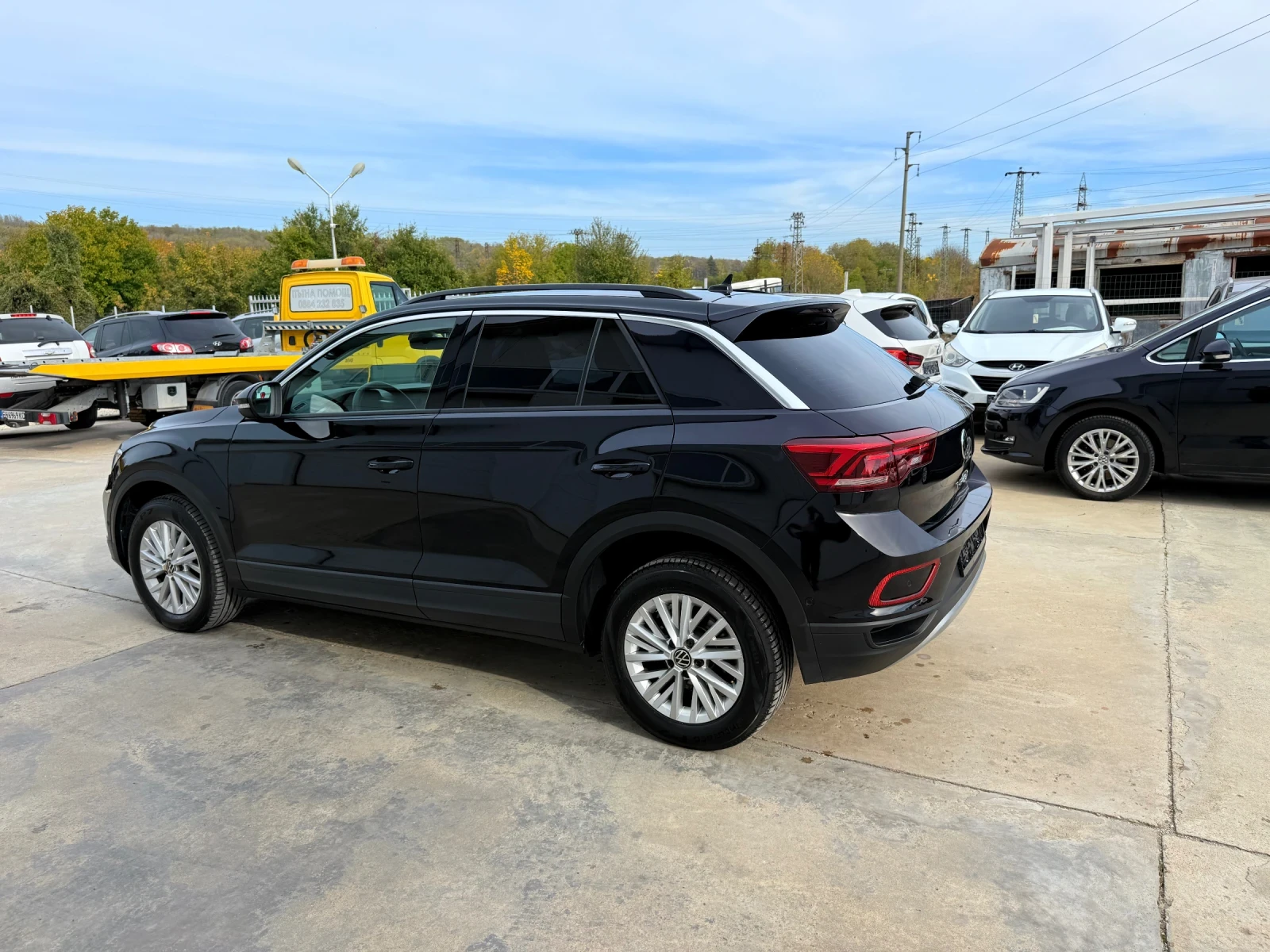 VW T-Roc 2.0tdi 150k.c* Digital* Navi* DSG* Highline* NOVA* - изображение 4 | Auto.bg VW T-Roc 2.0tdi 150k.c* Digital* Navi* DSG* Highline* NOVA* - изображение 4