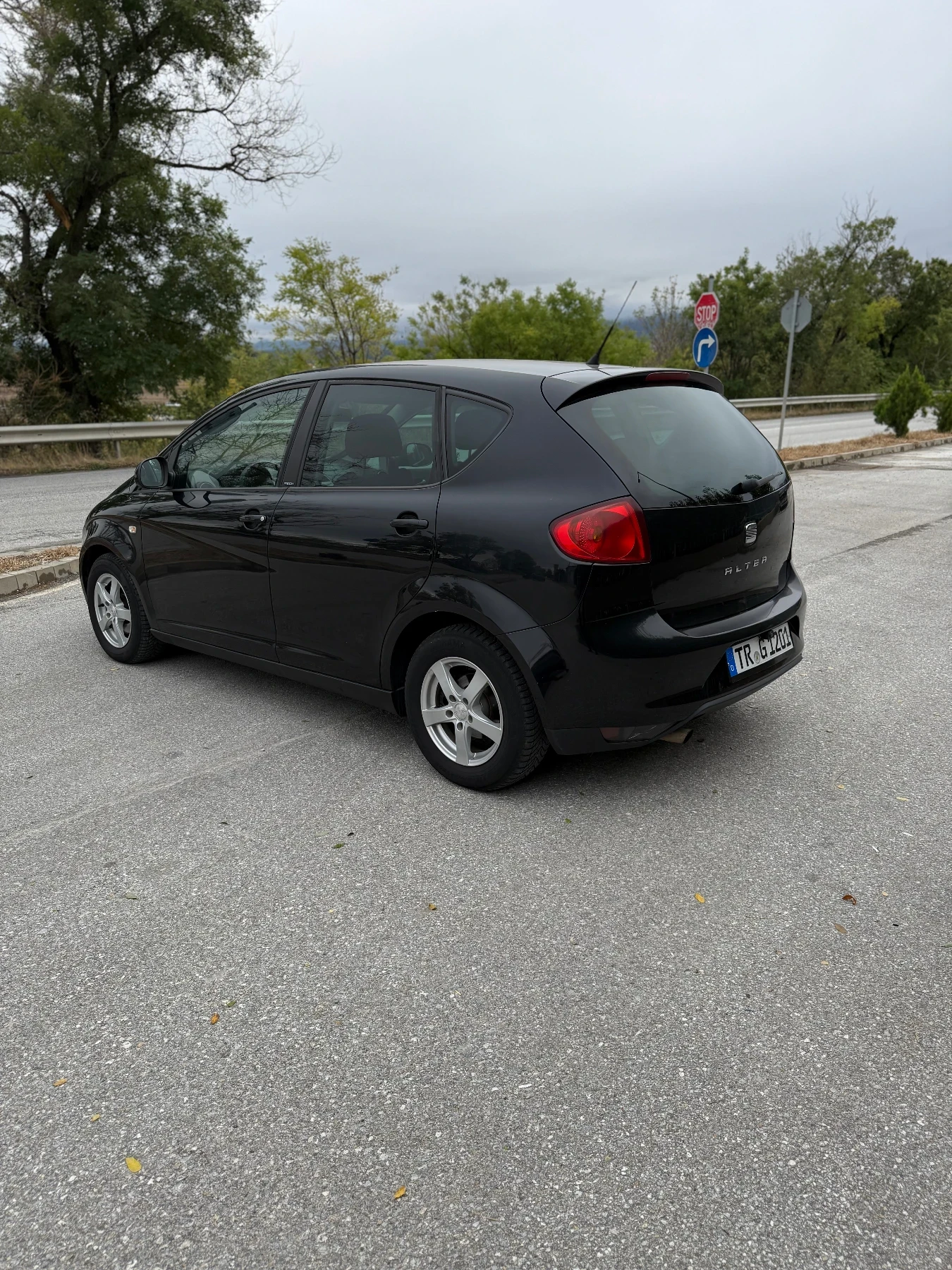 Seat Altea 1.6i I-TECH 102кс  - изображение 7 | Auto.bg Seat Altea 1.6i I-TECH 102кс  - изображение 7