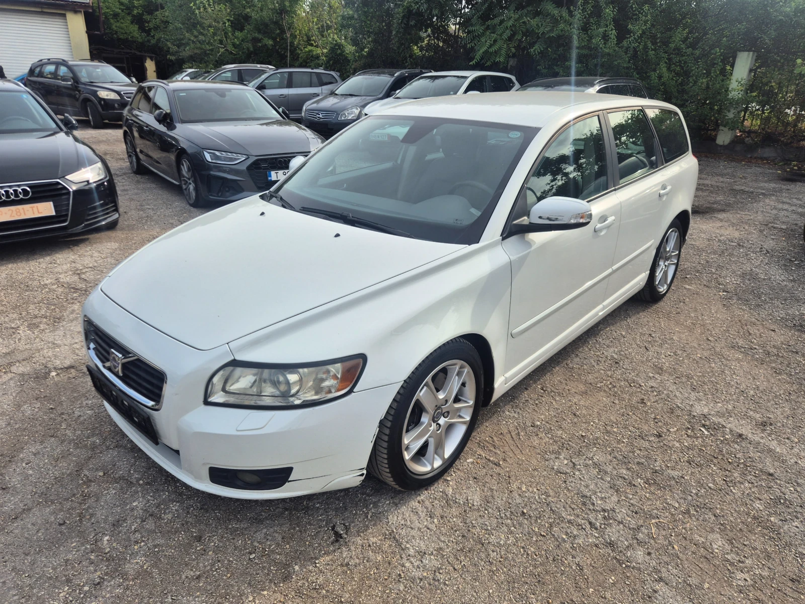 Volvo V50 2.0D* Facelift* КОЖА* АВТОМАТ* ПОДГРЕВ | Auto.bg — изображение 1 Volvo V50 2.0D* Facelift* КОЖА* АВТОМАТ* ПОДГРЕВ | Auto.bg — изображение 1