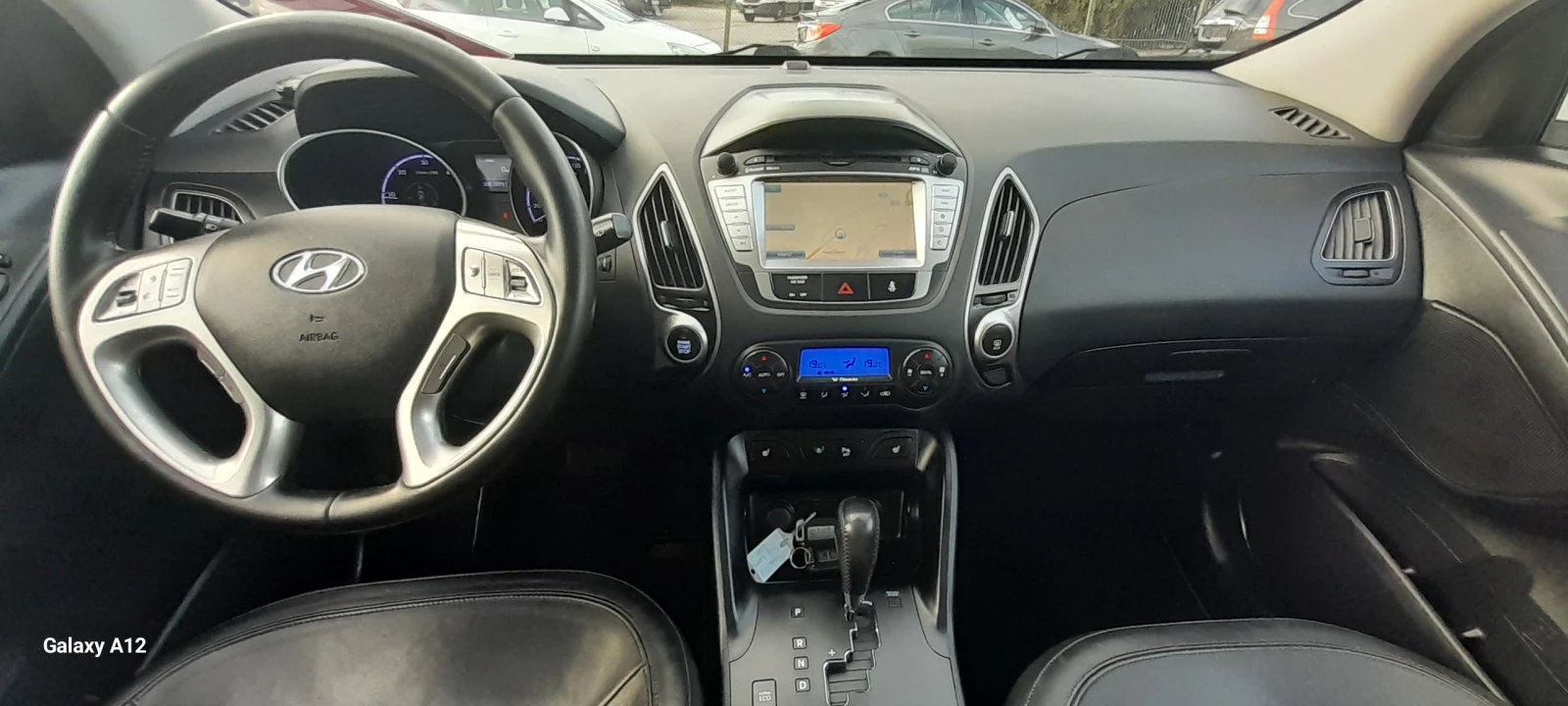 Hyundai IX35 2.0D 184kc 4WD ПАНОРАМА. АВТОМАТ - изображение 10 | Auto.bg Hyundai IX35 2.0D 184kc 4WD ПАНОРАМА. АВТОМАТ - изображение 10