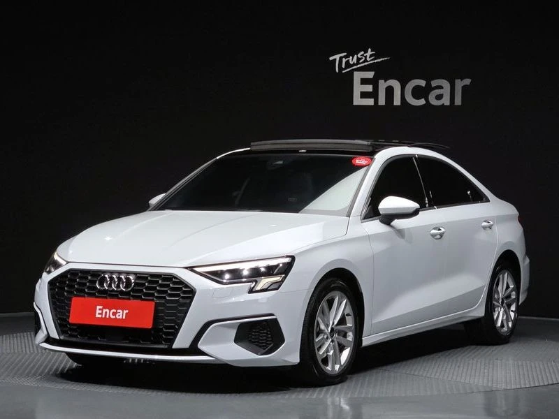 Audi A3 2.0L 40 TFSI / CARFAX | Auto.bg — изображение 1 Audi A3 2.0L 40 TFSI / CARFAX | Auto.bg — изображение 1