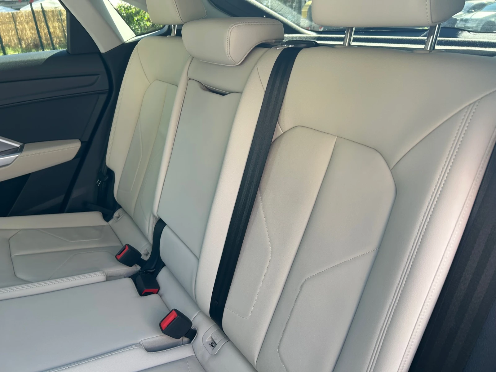 Audi Q3 Sportback 4.0 TDI quattro - изображение 9 | Auto.bg Audi Q3 Sportback 4.0 TDI quattro - изображение 9