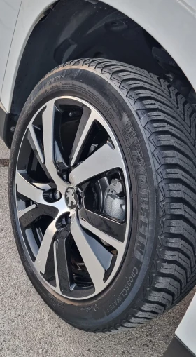 Peugeot 2008 1.6 e-HDI Crossway - 13500 лв. / 6902.44 € - 31130012 15 | Car24.bg Peugeot 2008 1.6 e-HDI Crossway - 13500 лв. / 6902.44 € - 31130012 15