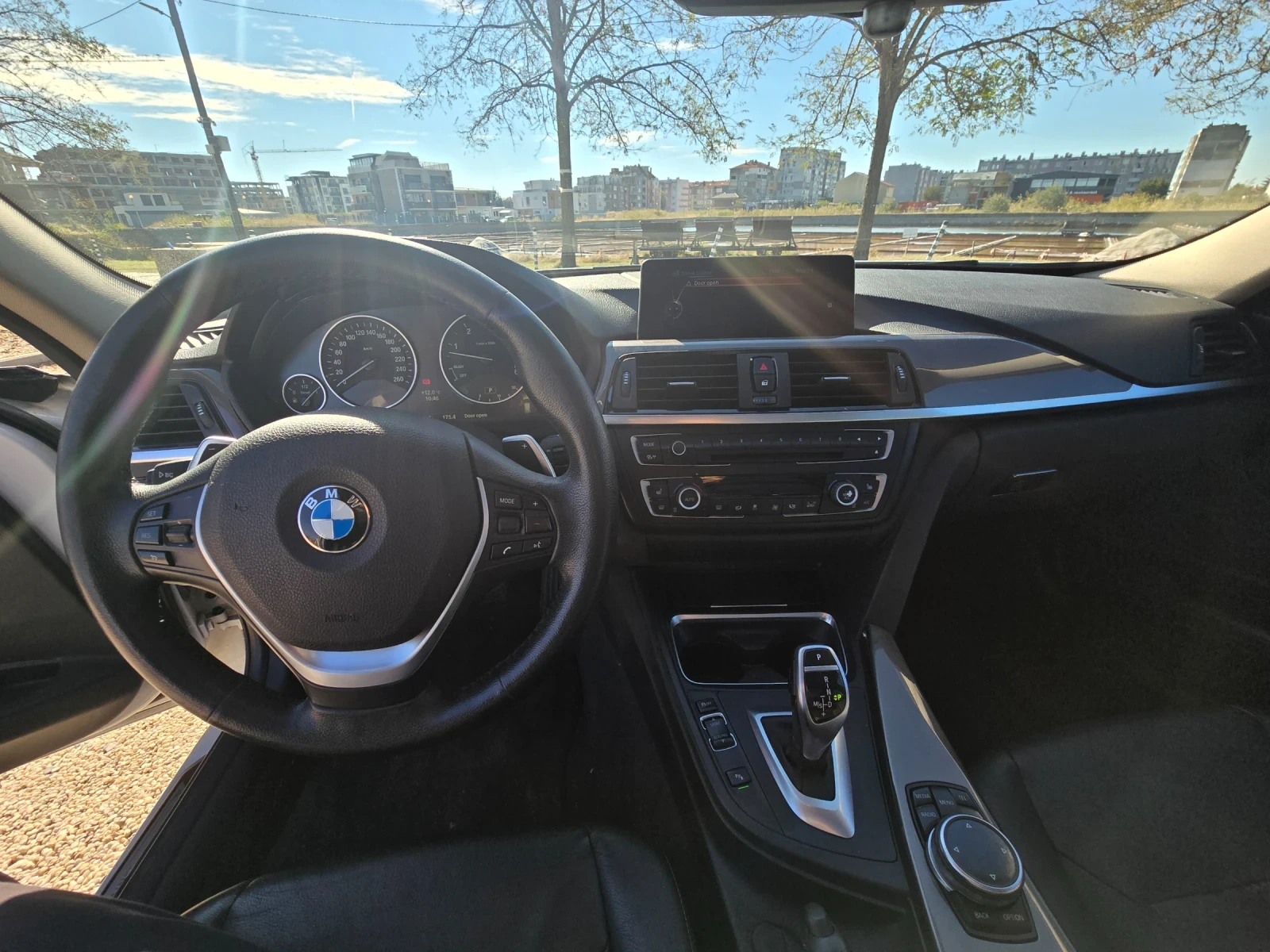 BMW 335 4x4 SWISS обслужена ПРОМОЦИЯ ДО 07.11 - изображение 9 | Auto.bg BMW 335 4x4 SWISS обслужена ПРОМОЦИЯ ДО 07.11 - изображение 9