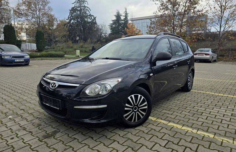 Hyundai I30 КОЛЕДНА ПРОМОЦИЯ/1.6CRDI/ПЕРФЕКТЕН - 6499 лв. / 3322.89 € - 20920885 1 | Car24.bg Hyundai I30 КОЛЕДНА ПРОМОЦИЯ/1.6CRDI/ПЕРФЕКТЕН - 6499 лв. / 3322.89 € - 20920885 1