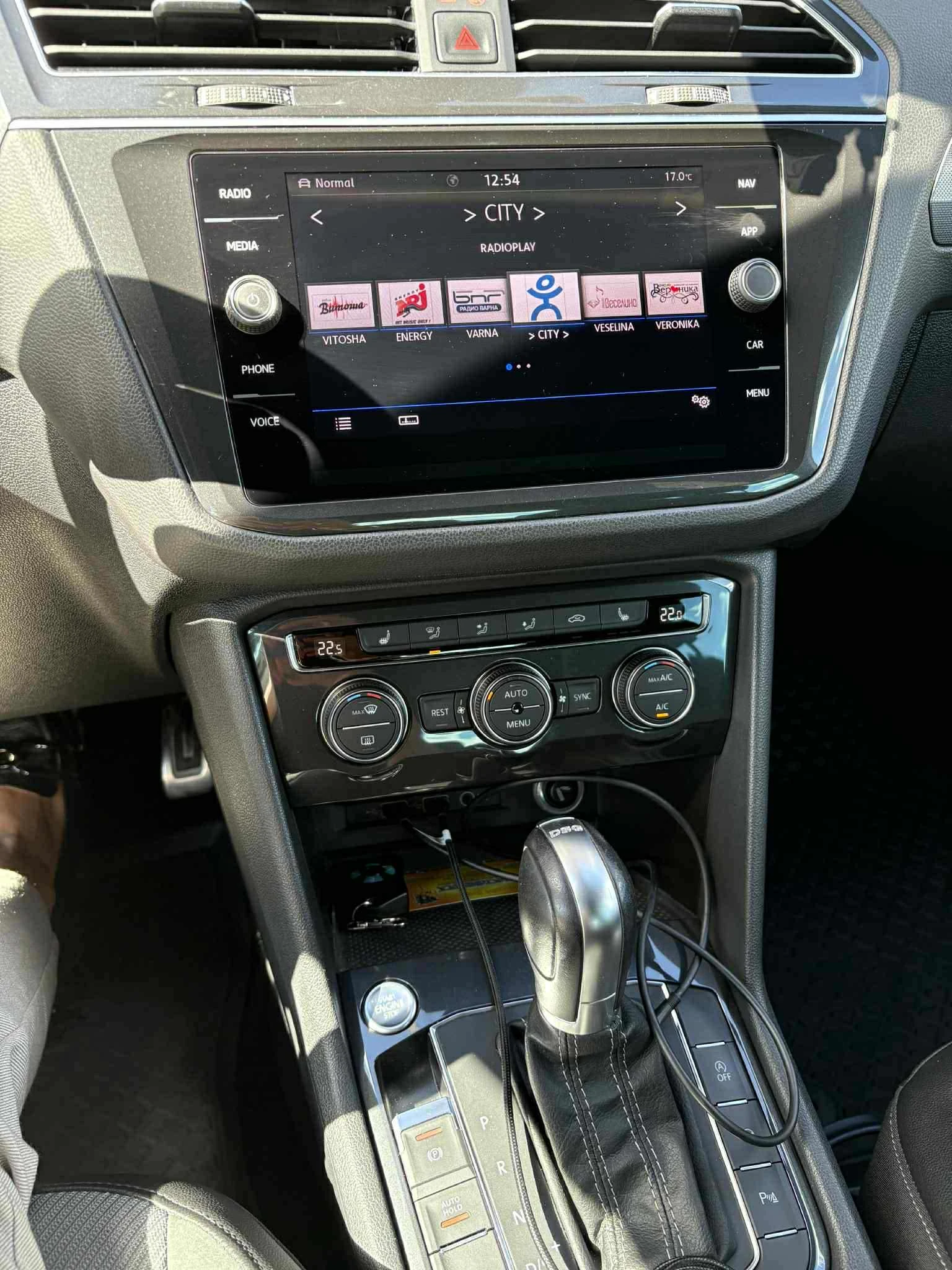 VW Tiguan 2.0TDI R-LINE - изображение 5 | Auto.bg VW Tiguan 2.0TDI R-LINE - изображение 5