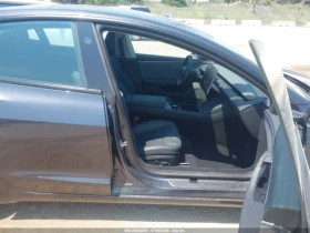 Tesla Model 3 LONG RANGE RWD* PANORAMA* DISTRONIC* ПОДГРЕВ* | Auto.bg — изображение 11 Tesla Model 3 LONG RANGE RWD* PANORAMA* DISTRONIC* ПОДГРЕВ* | Auto.bg — изображение 11
