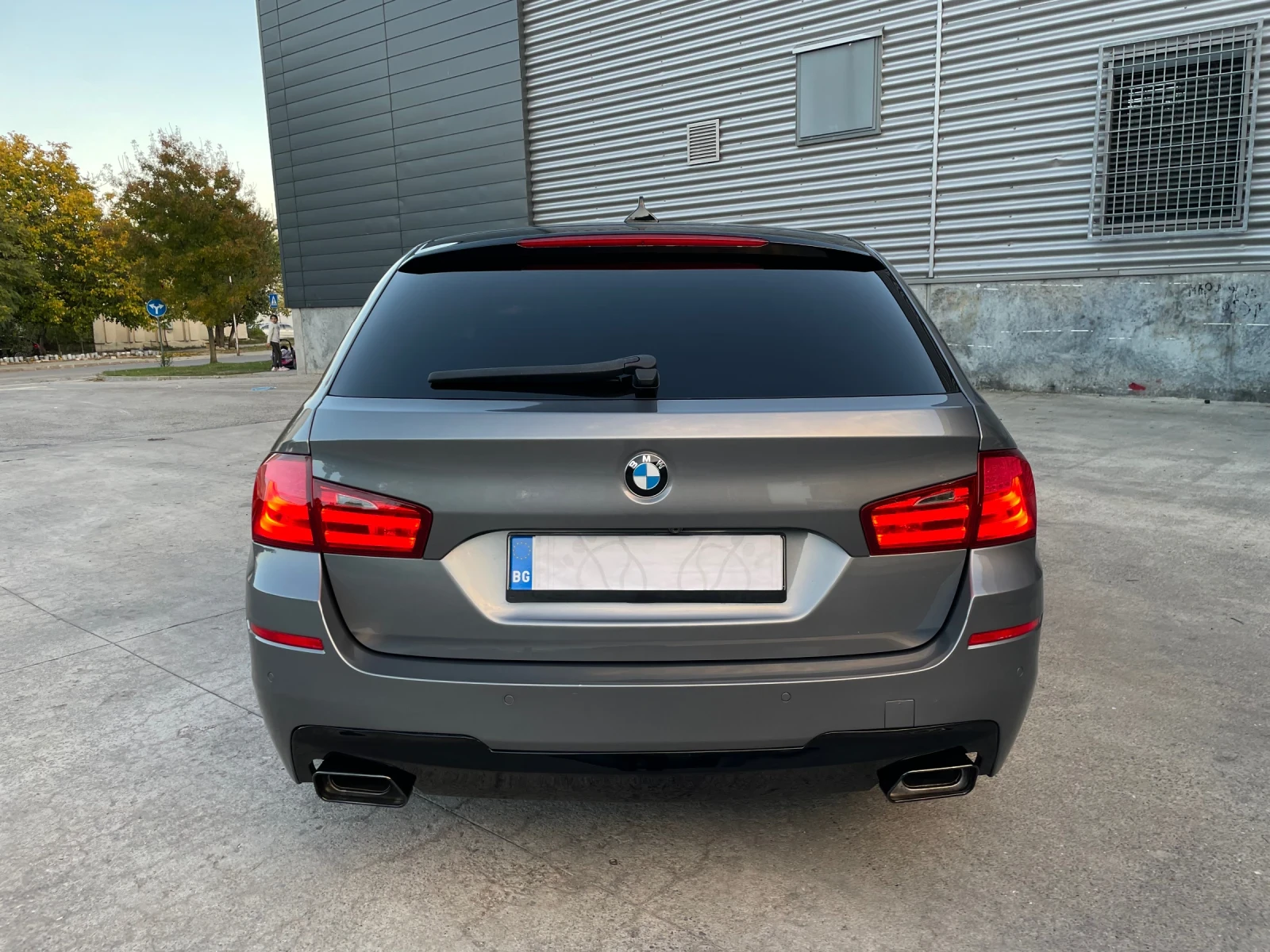 BMW 535 FULL- ///M-SPORTS PACKAGE-8ZF-CAMERA-ПОДГРЕВ-F1 - изображение 4 | Auto.bg BMW 535 FULL- ///M-SPORTS PACKAGE-8ZF-CAMERA-ПОДГРЕВ-F1 - изображение 4