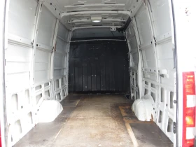 Iveco Daily 35S13-12 КУБ. М. ОБЕМ НА ТОВАРНОТО ПОМЕЩЕНИЕ | Auto.bg — изображение 16 Iveco Daily 35S13-12 КУБ. М. ОБЕМ НА ТОВАРНОТО ПОМЕЩЕНИЕ | Auto.bg — изображение 16