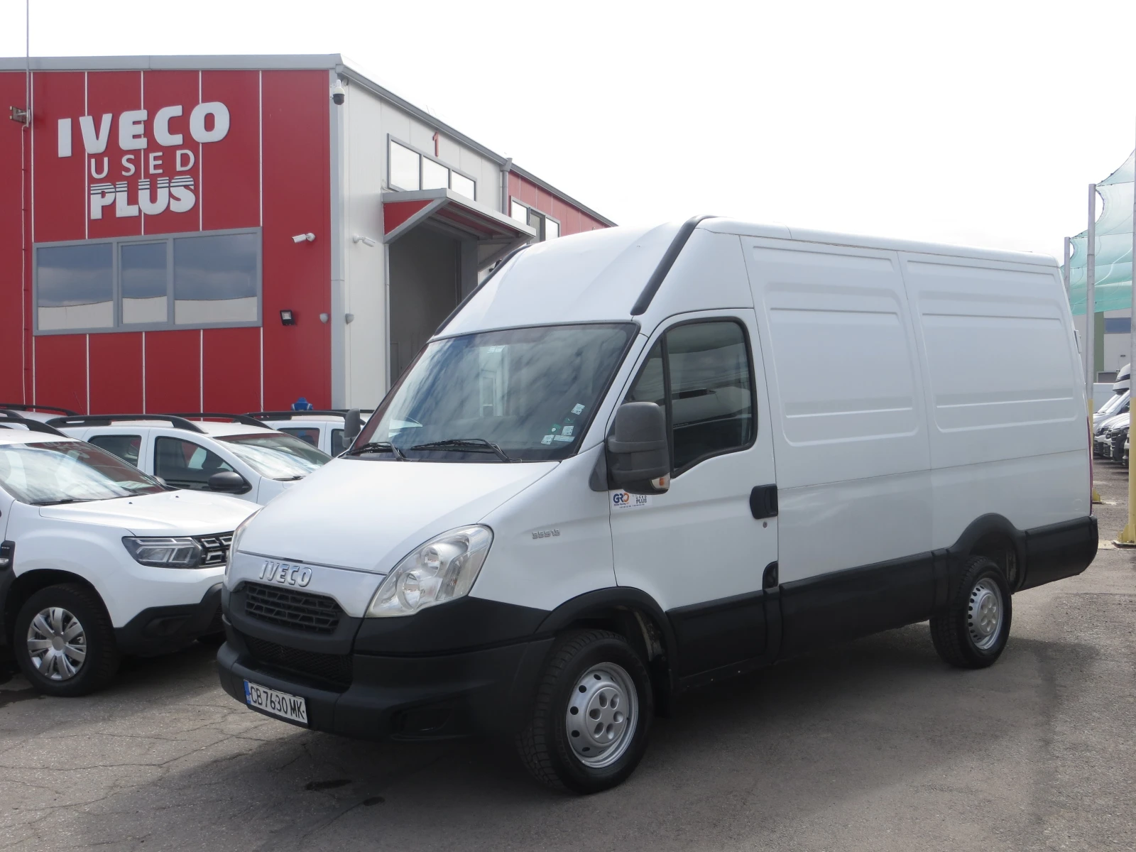 Iveco Daily 35S13-12 КУБ. М. ОБЕМ НА ТОВАРНОТО ПОМЕЩЕНИЕ | Auto.bg — изображение 1 Iveco Daily 35S13-12 КУБ. М. ОБЕМ НА ТОВАРНОТО ПОМЕЩЕНИЕ | Auto.bg — изображение 1