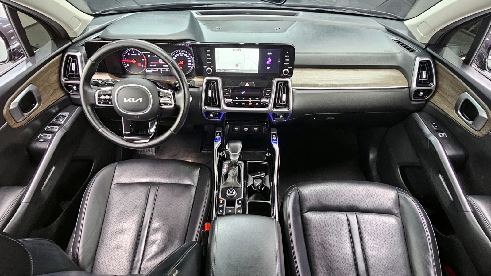 Kia Sorento 2.2D / Доставка за малко над 2 месеца - изображение 7 | Auto.bg Kia Sorento 2.2D / Доставка за малко над 2 месеца - изображение 7