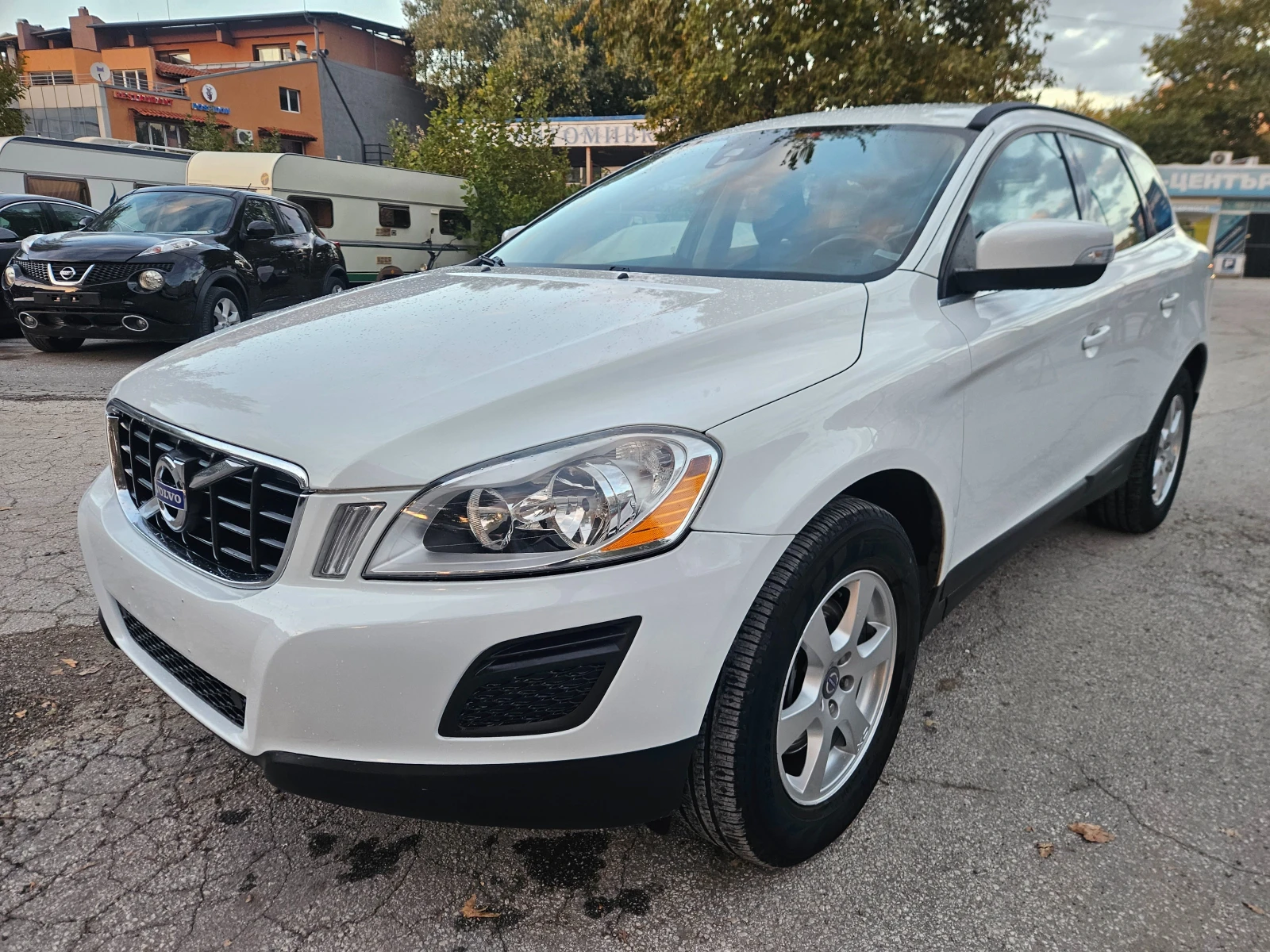 Volvo XC60 2.4 D3 - изображение 3 | Auto.bg Volvo XC60 2.4 D3 - изображение 3