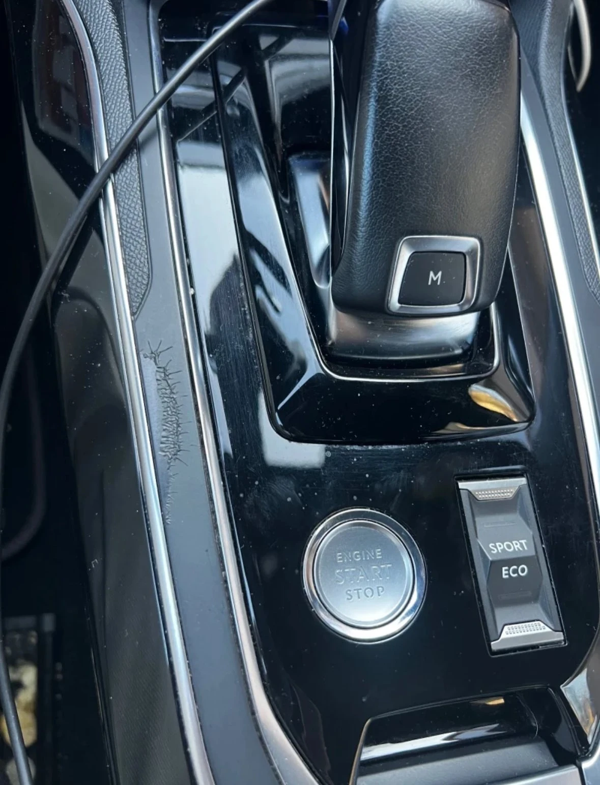 Peugeot 308 Peugeot 308SW 1.5 HDI 130 * NAVI * LED * ACC - изображение 7 | Auto.bg Peugeot 308 Peugeot 308SW 1.5 HDI 130 * NAVI * LED * ACC - изображение 7