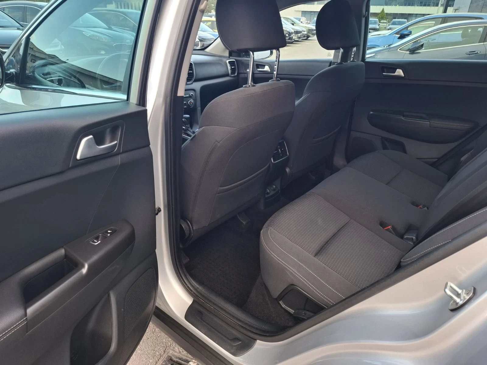 Kia Sportage 1.6 t Gdi EX - изображение 7 | Auto.bg Kia Sportage 1.6 t Gdi EX - изображение 7