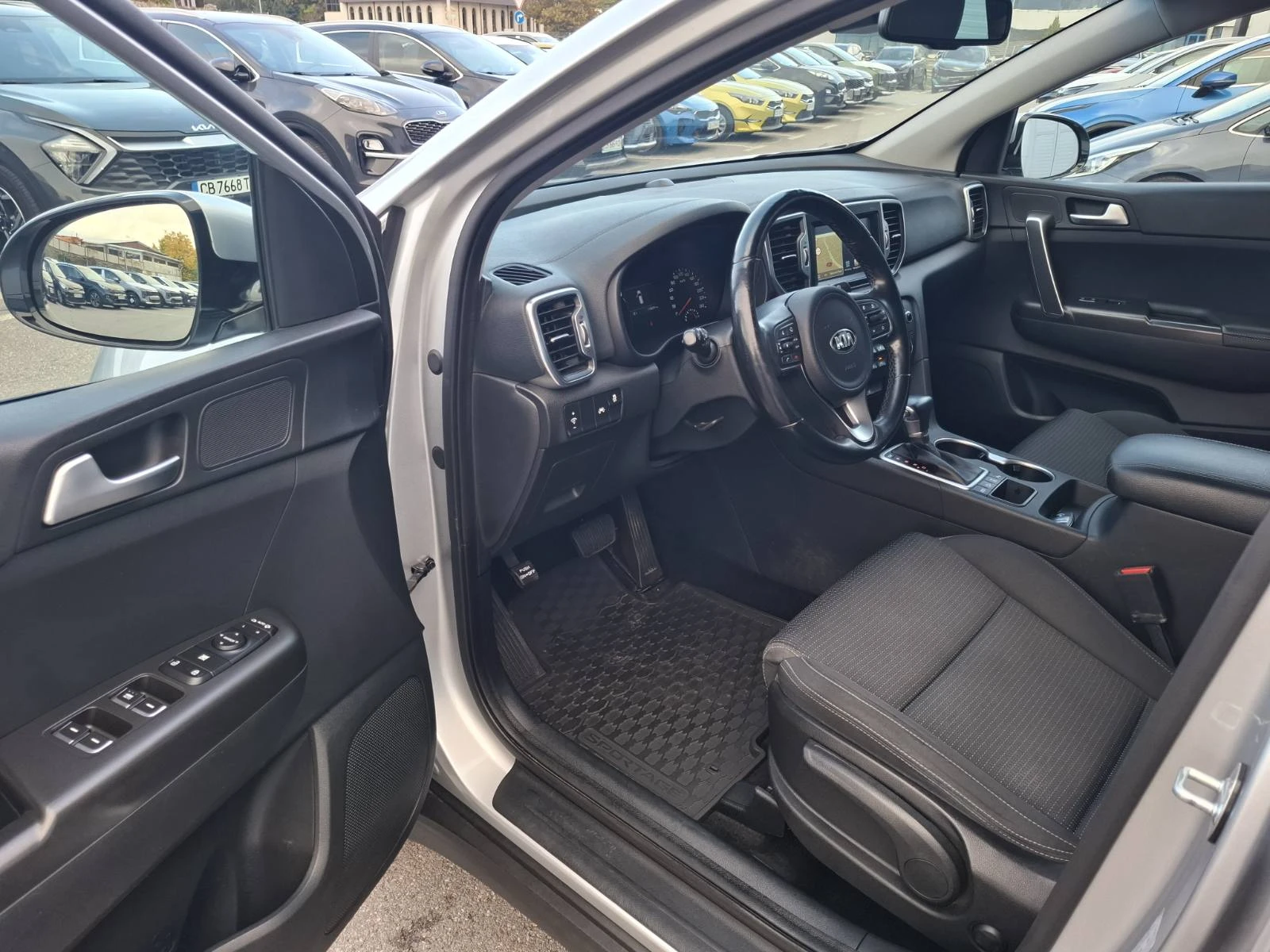 Kia Sportage 1.6 t Gdi EX - изображение 9 | Auto.bg Kia Sportage 1.6 t Gdi EX - изображение 9