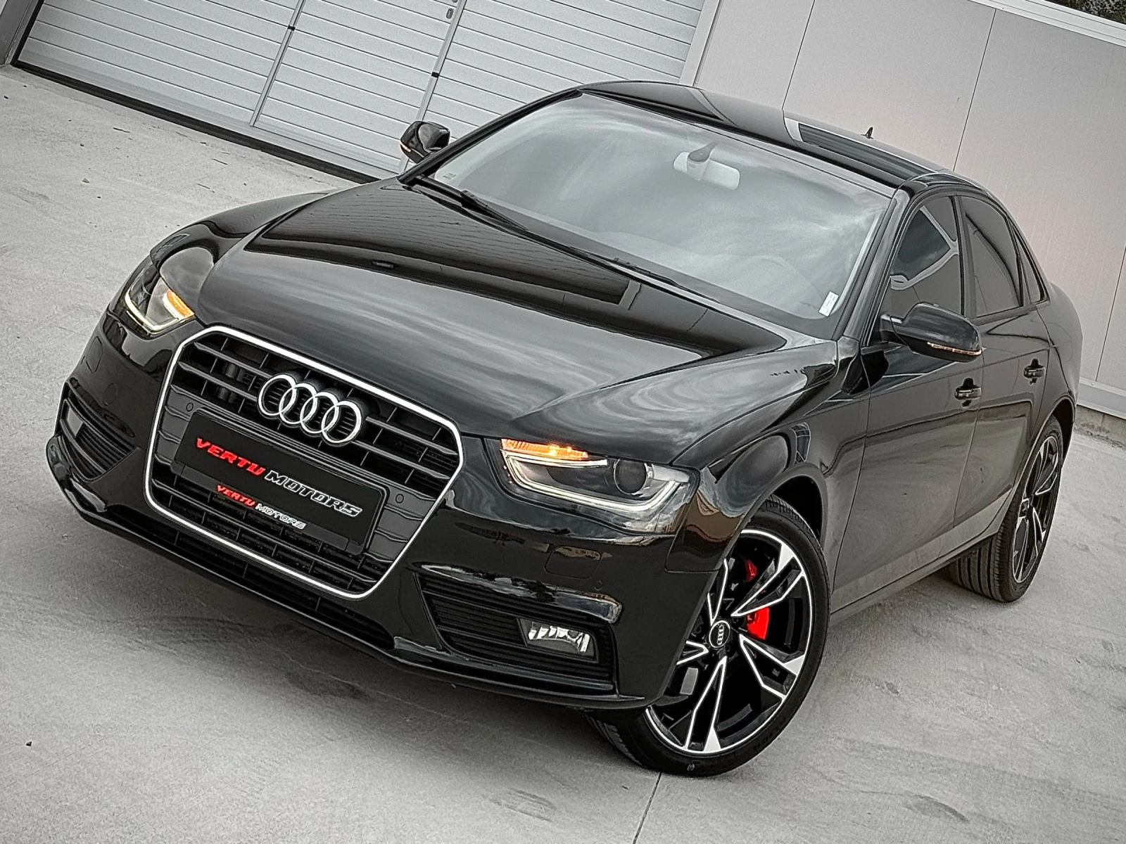 Audi A4 3.0TDI/ QUATTRO/ CARBON/ Bi-Xenon/ LED/ NaVi - изображение 3 | Auto.bg Audi A4 3.0TDI/ QUATTRO/ CARBON/ Bi-Xenon/ LED/ NaVi - изображение 3