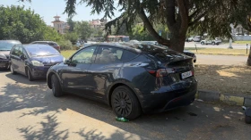 Tesla Model Y 2024 Dual motor Long Range 33000 km Теглич | Auto.bg — изображение 3 Tesla Model Y 2024 Dual motor Long Range 33000 km Теглич | Auto.bg — изображение 3