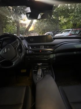 Lexus UX 250h undefined | Auto.bg — изображение 6 Lexus UX 250h undefined | Auto.bg — изображение 6