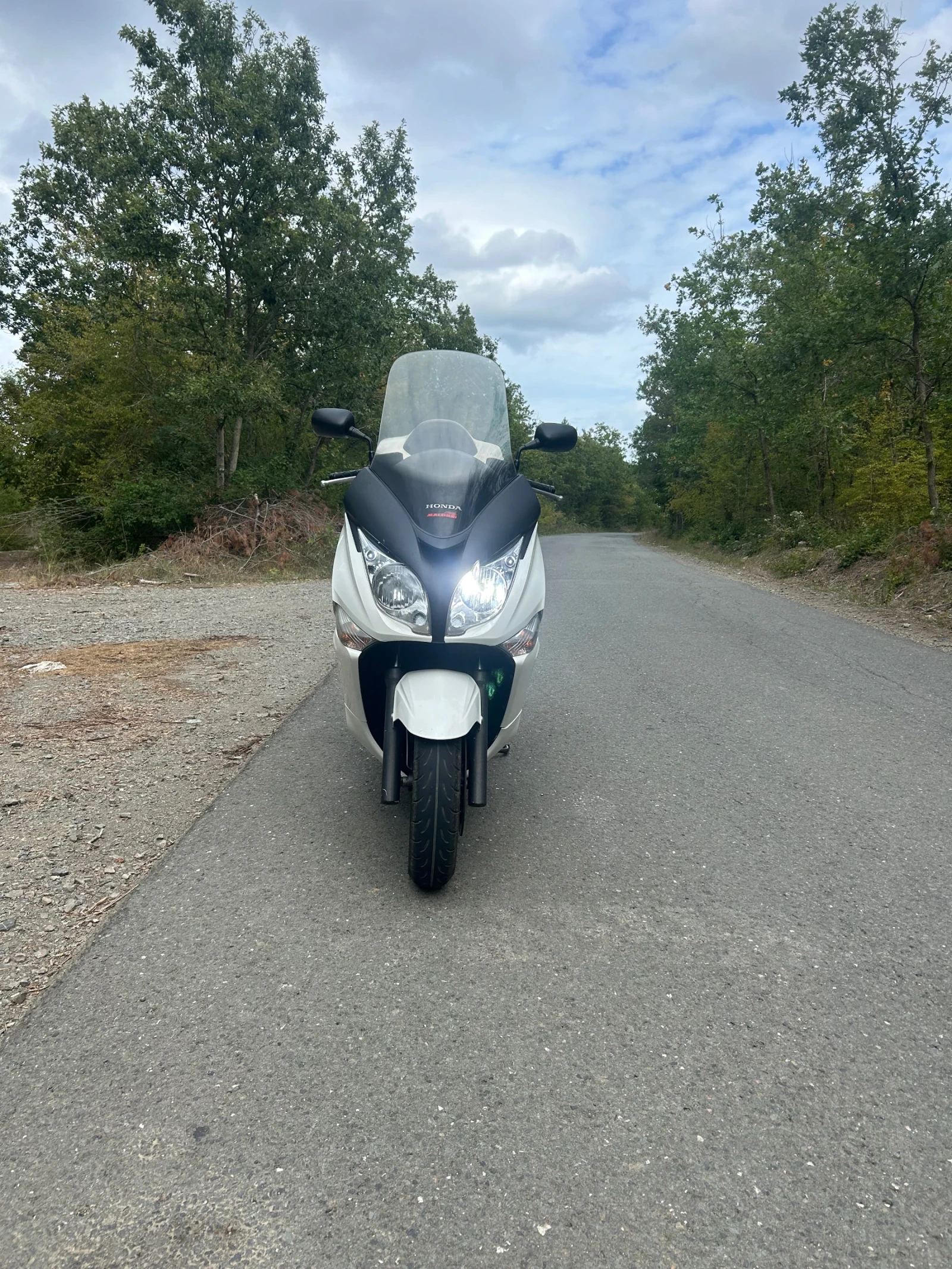 Honda Silver Wing  - изображение 4 | Auto.bg Honda Silver Wing  - изображение 4