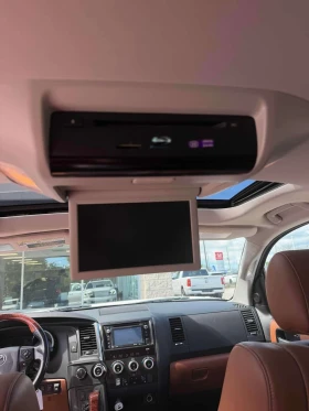 Toyota Sequoia Platinum CARFAX | Auto.bg — изображение 11 Toyota Sequoia Platinum CARFAX | Auto.bg — изображение 11