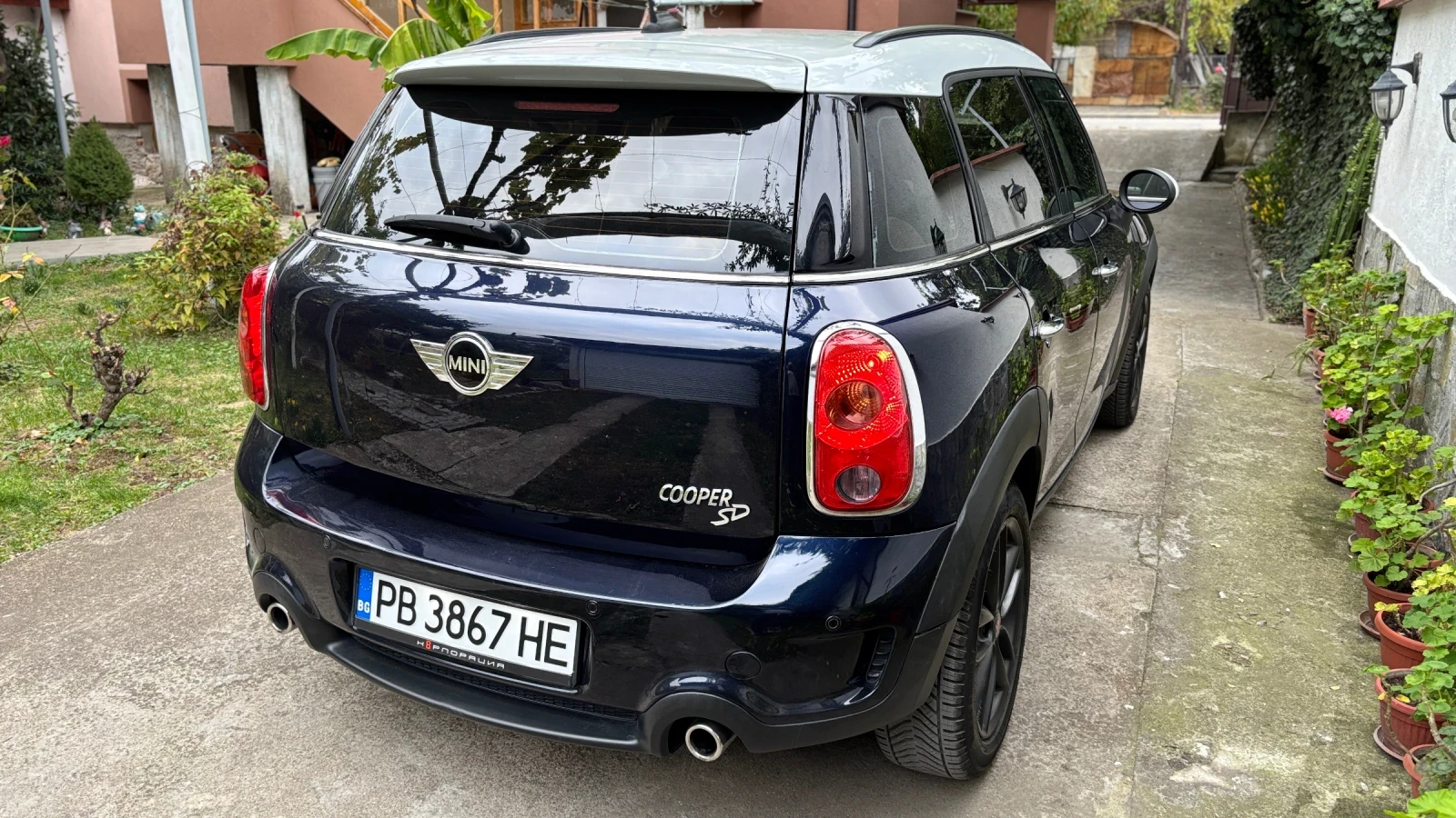 Mini Countryman * SD ALL 4* Sport 4x4* ОБСЛУЖЕНА*  - изображение 6 | Auto.bg Mini Countryman * SD ALL 4* Sport 4x4* ОБСЛУЖЕНА*  - изображение 6