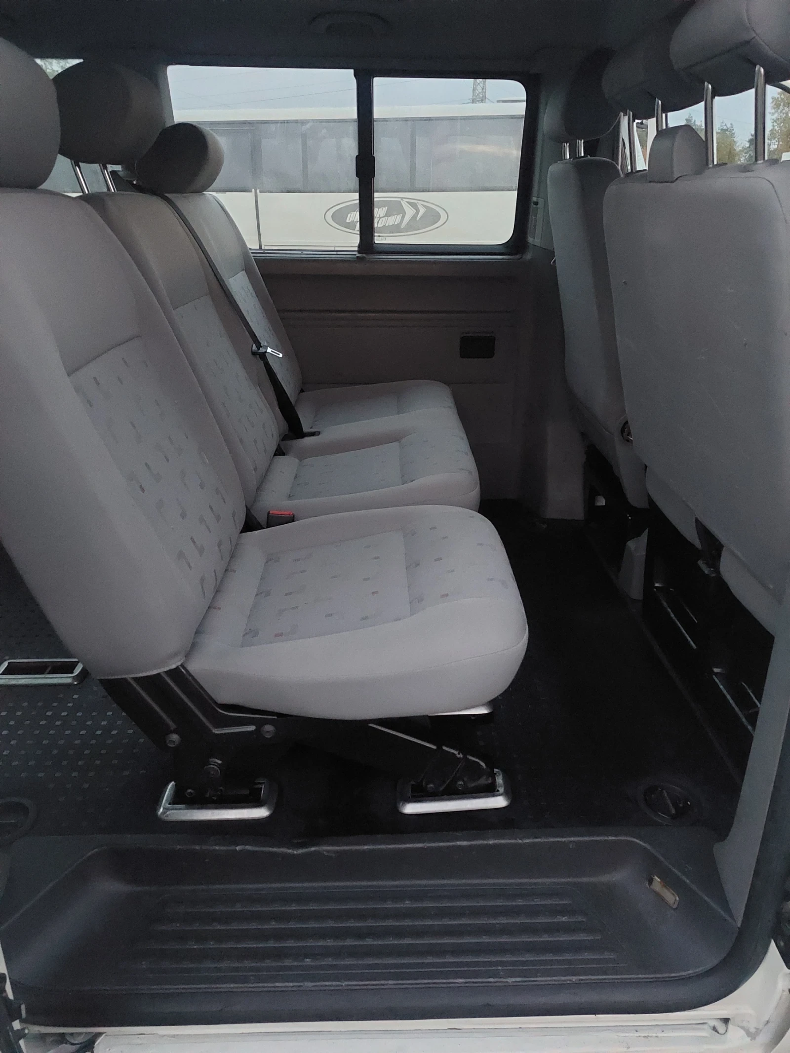 VW T5 2.5TDI 4x4 8+ 1 места - изображение 6 | Auto.bg VW T5 2.5TDI 4x4 8+ 1 места - изображение 6