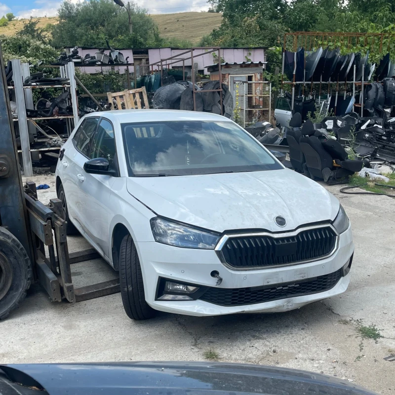 Skoda Fabia DSG - 11 € / 21.51 лв. - 97047333 1 | Car24.bg Skoda Fabia DSG - 11 € / 21.51 лв. - 97047333 1