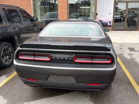 Dodge Challenger SCAT PACK SHAKER / KEYLESS / PODGREV/ CARFAX | Auto.bg — изображение 4 Dodge Challenger SCAT PACK SHAKER / KEYLESS / PODGREV/ CARFAX | Auto.bg — изображение 4